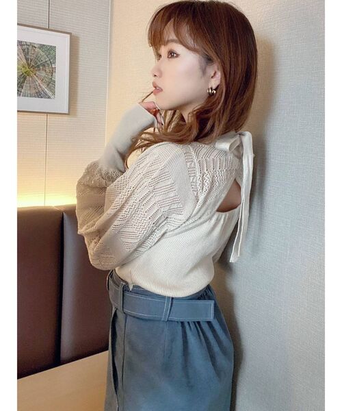 RESEXXY（リゼクシー）の「バックリボンクロシェ調ニットトップス（ニット/セーター・レディース・ブラック/モカ/アイボリー・FREE）」の10枚目の写真