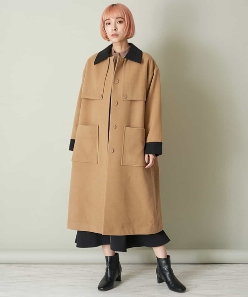 A de a.v.v(アードアー・ヴェ・ヴェ)の「フェイクウール配色ロングコート(ダウンジャケット/コート・レディース・ベージュ/ライトブラウン・36/38)」の2枚目の写真