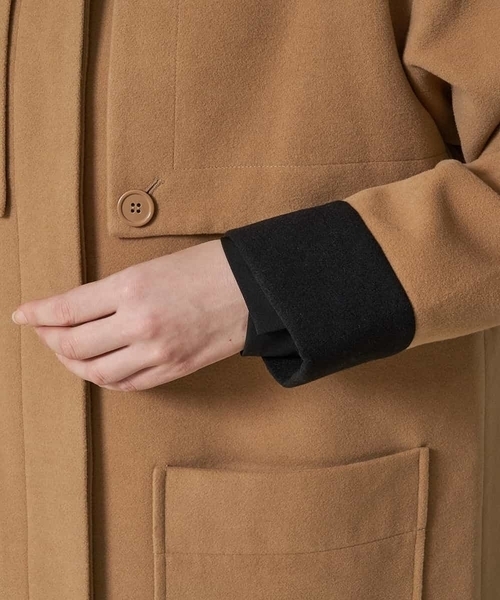 A de a.v.v(アードアー・ヴェ・ヴェ)の「フェイクウール配色ロングコート(ダウンジャケット/コート・レディース・ベージュ/ライトブラウン・36/38)」の18枚目の写真