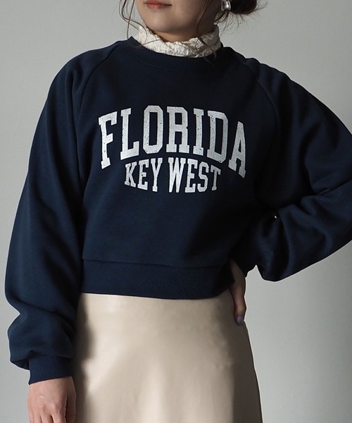 Riberry(リベリー)の「FLORIDAラグランショートスウェット(スウェット・レディース・スミクロ/ベージュ系その他/オートミール/ネイビー・FREE)」の7枚目の写真