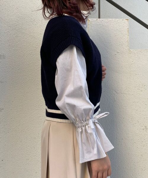 MAJESTIC LEGON（マジェスティックレゴン）の「バイカラーラインルーズベスト（ベスト・レディース・アイボリー/レッド/ネイビー/ブラック・MEDIUM）」の5枚目の写真