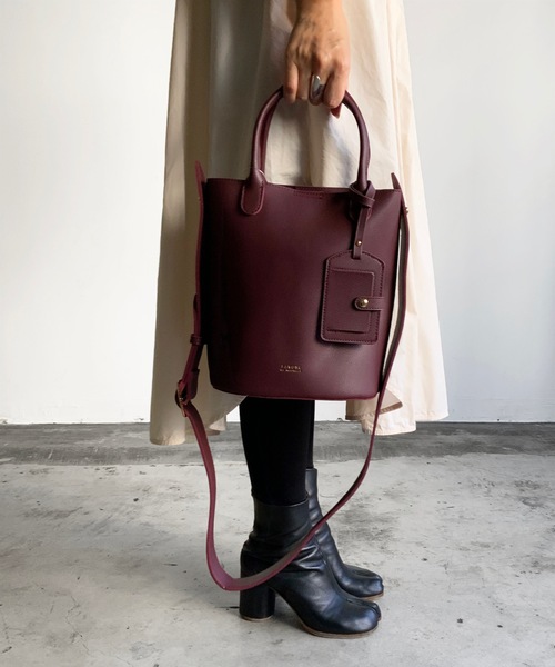 favori（ファヴォリ）の「EM:fovoriパスケース付き2wayトート（トートバッグ・レディース・ブラック/グレー/ワインレッド/カーキ・FREE）」の4枚目の写真