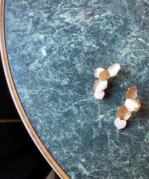 felice（フェリーチェ）の「【felice】マットフラワーピアス（ピアス（両耳用））」