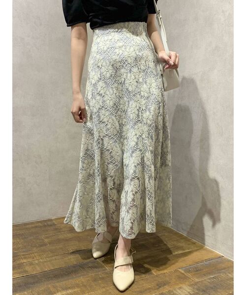 dazzlin（ダズリン）の「レースマーメイドスカート（スカート・レディース・ベージュ/モカ/ブルー・SMALL/MEDIUM）」の6枚目の写真