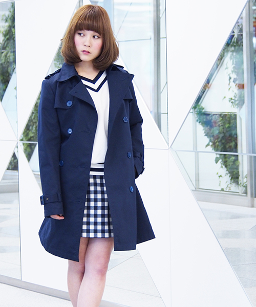 one after another NICE CLAUP（ワンアフターアナザーナイスクラップ）の「【 non-no5月号掲載 ナイスクラップ】トレンチコート（トレンチコート・レディース・ライトベージュ/ベージュ/ネイビー・MEDIUM/LARGE）」の3枚目の写真