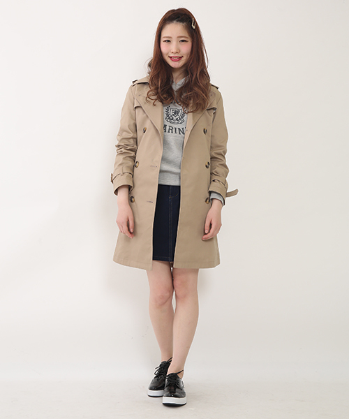 one after another NICE CLAUP（ワンアフターアナザーナイスクラップ）の「【 non-no5月号掲載 ナイスクラップ】トレンチコート（トレンチコート・レディース・ライトベージュ/ベージュ/ネイビー・MEDIUM/LARGE）」の22枚目の写真