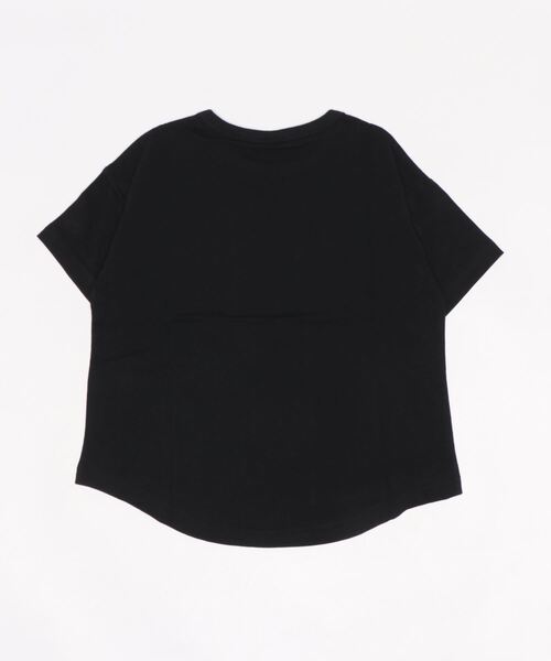 Champion(チャンピオン)の「【KIDS】【Champion/チャンピオン】UNISEXオーバーサイズTシャツ(Tシャツ/カットソー・キッズ・ブラック/ベージュ/オフホワイト・130/120/140)」の4枚目の写真