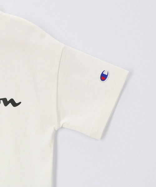 Champion(チャンピオン)の「【KIDS】【Champion/チャンピオン】UNISEXオーバーサイズTシャツ(Tシャツ/カットソー・キッズ・ブラック/ベージュ/オフホワイト・130/120/140)」の7枚目の写真