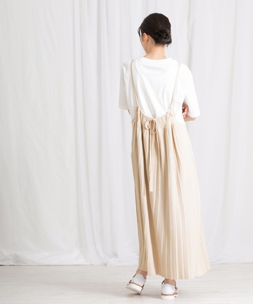 Boutique Ordinary（ブティークオーディナリー）の「ニットプリーツキャミワンピース（ワンピース・レディース・オフホワイト・FREE）」の13枚目の写真