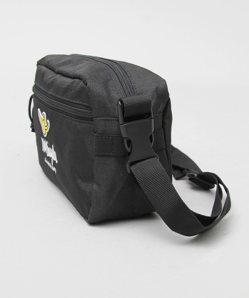 A.M.S.（エーエムエス）の「600D リップストップ ポリエステル 横型 ミニショルダーバッグ / スクエア（ショルダーバッグ・メンズ・ブラック・FREE）」の3枚目の写真