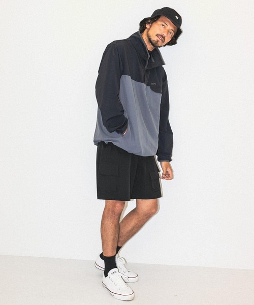 URBAN RESEARCH Sonny Label(アーバンリサーチサニーレーベル)の「OOPS 配色アノラックブルゾン(ブルゾン・メンズ・ブラック系その他/グリーン系その他/パープル系その他・LARGE/MEDIUM)」の9枚目の写真