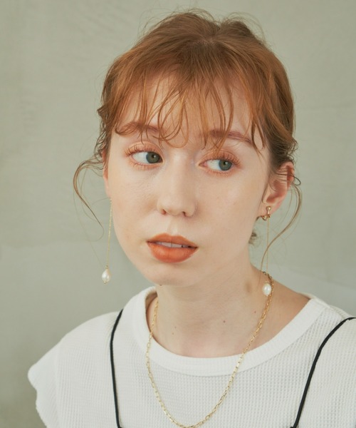 hinari（ヒナリ）の「ロングパールピアス/イヤリング（ピアス（両耳用）・レディース・ゴールド/ゴールド系その他・FREE）」の12枚目の写真