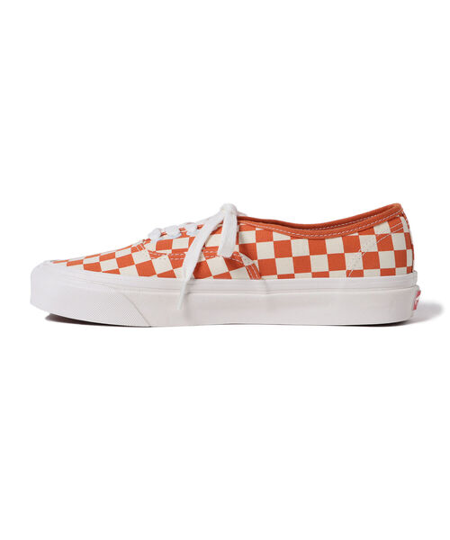 Ray BEAMS(レイビームス)の「【WEB限定】VANS / AUTHENTIC 44DX CHECKERBOARD(スリッポン・レディース・カーキ/オレンジ・5h/6/6h/5)」の14枚目の写真