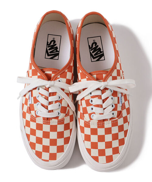 Ray BEAMS(レイビームス)の「【WEB限定】VANS / AUTHENTIC 44DX CHECKERBOARD(スリッポン・レディース・カーキ/オレンジ・5h/6/6h/5)」の4枚目の写真