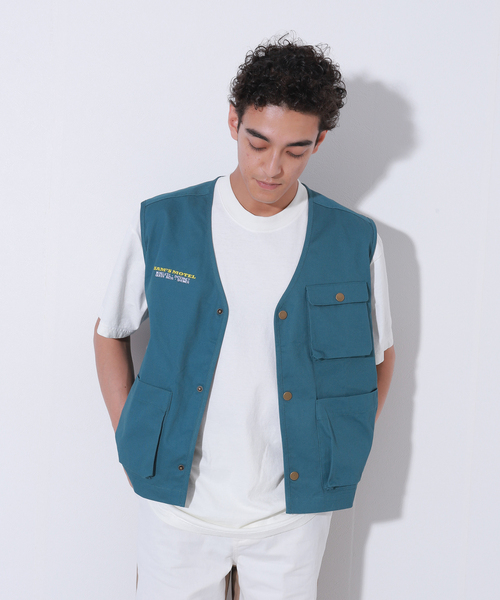 Oriens JOURNAL STANDARD(オリエンス ジャーナルスタンダード)の「Sams Work Vest(その他アウター・メンズ・ブラック/ベージュ/グリーン・MEDIUM/LARGE)」の3枚目の写真
