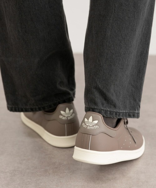 adidas（アディダス）の「『25周年別注』STAN SMITH EXCLUSIVE for URBAN RESEARCH（スニーカー・メンズ・ブラウン・26/27/28/29/28.5/25.5/26.5/27.5）」の15枚目の写真