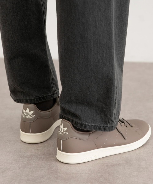 adidas（アディダス）の「『25周年別注』STAN SMITH EXCLUSIVE for URBAN RESEARCH（スニーカー・メンズ・ブラウン・26/27/28/29/28.5/25.5/26.5/27.5）」の16枚目の写真