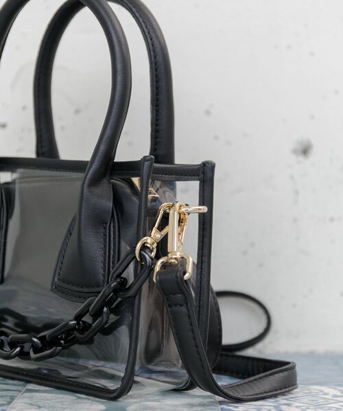 ems excite(エムズエキサイト)の「PVCハンドBAG(ショルダーバッグ・レディース・ブラック/オフホワイト/ピンク・ONE SIZE)」の7枚目の写真