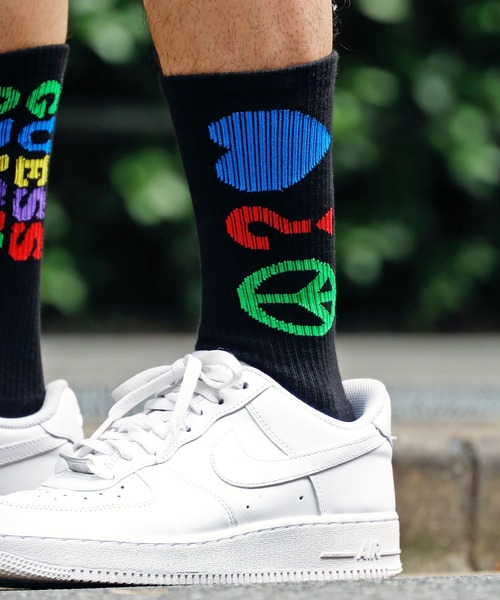 Guess(ゲス)の「GUESS×J.BALVIN/ゲス×J.バルヴィン GO J BALVIN PEACE SOCKS ロゴソックス ハイソックス 靴下(ソックス/靴下・メンズ・ブラック・ONE SIZE)」の4枚目の写真