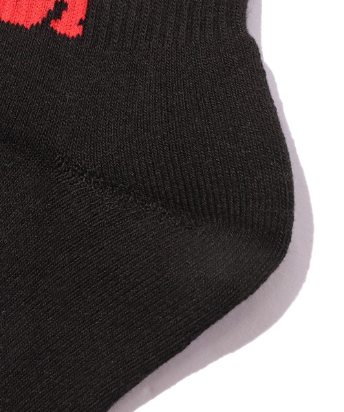 Guess(ゲス)の「GUESS×J.BALVIN/ゲス×J.バルヴィン GO J BALVIN PEACE SOCKS ロゴソックス ハイソックス 靴下(ソックス/靴下・メンズ・ブラック・ONE SIZE)」の5枚目の写真