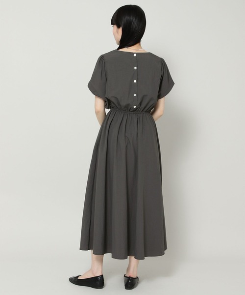 ALAND（エーランド）の「3.3 Field Trip／BACK BUTTON ワンピース 2353223（ワンピース・レディース・ブラック/ベージュ・FREE）」の20枚目の写真