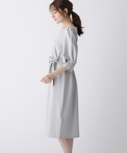 index（インデックス）の「◆パール調ボタン シアサッカーワンピース【WEB限定サイズ】（ワンピース・レディース・ネイビー/ボルドー/グレー系2・40/38/42/36）」の5枚目の写真