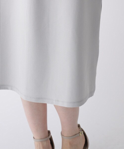 index（インデックス）の「◆パール調ボタン シアサッカーワンピース【WEB限定サイズ】（ワンピース・レディース・ネイビー/ボルドー/グレー系2・40/38/42/36）」の10枚目の写真