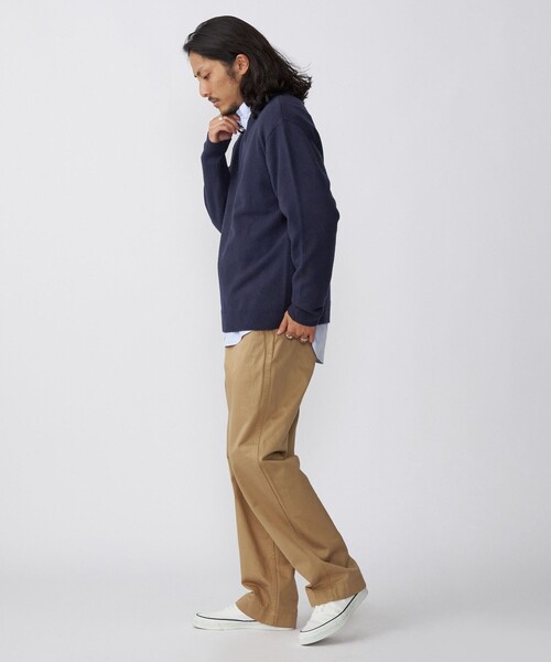 SHIPS（シップス）の「*SHIPS: ワンポイント ロゴ 刺繍 ミドルゲージ スクール Vネック ニット（ニット/セーター・メンズ・ブラック/ネイビー/ダークグレー/ワイン・SMALL/MEDIUM/LARGE/X-LARGE）」の6枚目の写真