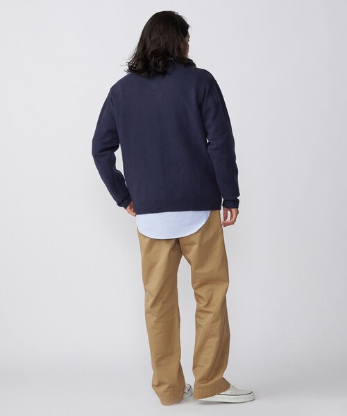 SHIPS（シップス）の「*SHIPS: ワンポイント ロゴ 刺繍 ミドルゲージ スクール Vネック ニット（ニット/セーター・メンズ・ブラック/ネイビー/ダークグレー/ワイン・SMALL/MEDIUM/LARGE/X-LARGE）」の18枚目の写真