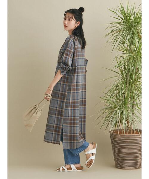 CRAFT STANDARD BOUTIQUE(クラフトスタンダードブティック)の「チェックパール釦ワンピース *(シャツワンピース・レディース・ブラウン/ブルー・FREE)」の9枚目の写真