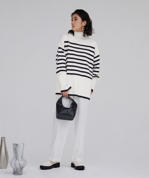 UR'S（ユアーズ）の「デザインボーダーニット（ニット/セーター・レディース・ホワイト/ブラック・M/S）」の3枚目の写真