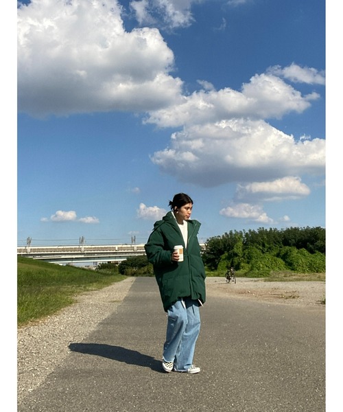 BLACK BY MOUSSY（ブラックバイマウジー）の「down coat（ダウンコート）（ダウンジャケット/コート・レディース・グリーン/ブラック・2/1）」の4枚目の写真