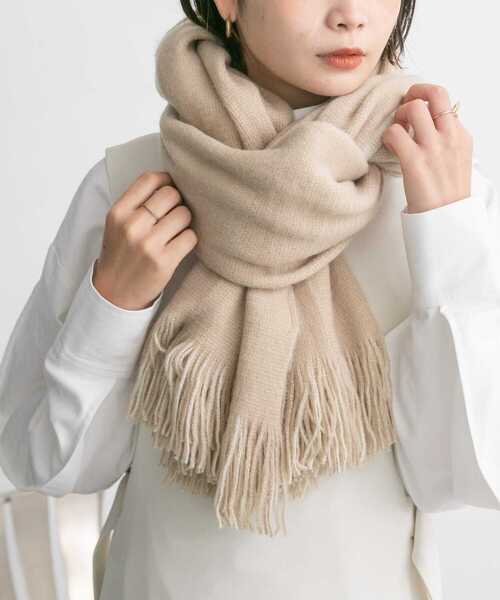 KBF（ケイビーエフ）の「リバーシブル無地ストール（マフラー・レディース・パープル系その他/ベージュ系その他/グリーン系その他・ONE）」の4枚目の写真