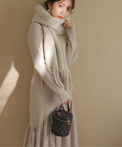 PROPORTION BODY DRESSING（プロポーションボディドレッシング）の「前後２ｗａｙアシメヘムドッキングマーメイドニットワンピース / 1213140102（ワンピース・レディース・ダークグレー/ベージュ・SMALL/MEDIUM）」の13枚目の写真