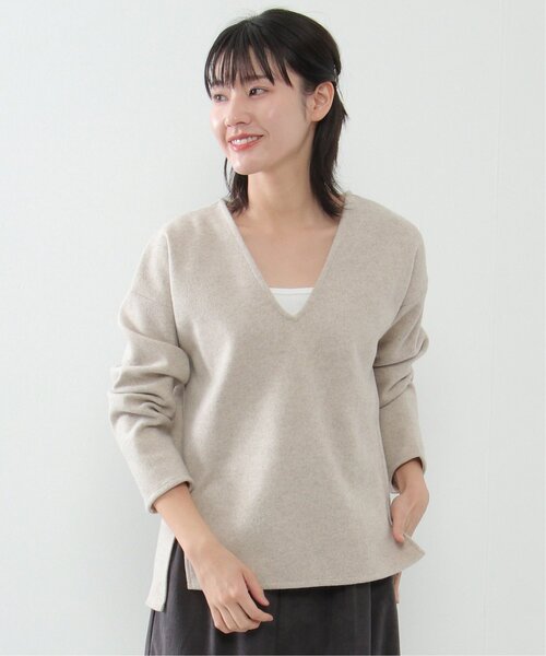 LBC(エルビーシー)の「圧縮ジャージ深Vプルオーバー(Tシャツ/カットソー・レディース・チャコールグレー/ベージュ/ネイビー・M)」の18枚目の写真