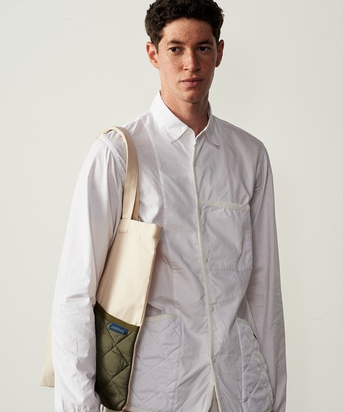 LAVENHAM（ラベンハム）の「QUILT POCKET TOTE BAG UNISEX / キルトポケット トートバッグ ユニセックス（トートバッグ・レディース・ベージュ系その他4/ベージュ系その他3・ONE SIZE）」の10枚目の写真