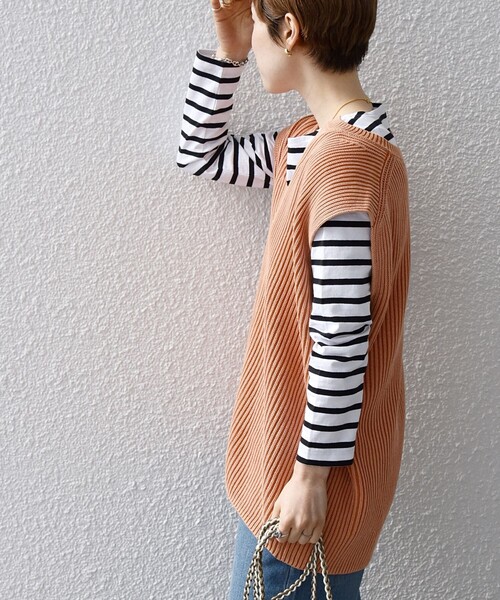 SHIPS any(シップス エニィ)の「SHIPS any:〈手洗い可能〉オーバーダイ ベスト◇(ベスト・レディース・ネイビー/オレンジ/ベージュ・ONE SIZE)」の9枚目の写真