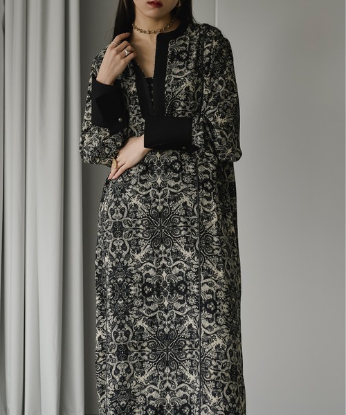 Ezick(エジック)の「Origami cuffs ペイズリーワンピース(ワンピース・レディース・ブラック系その他・FREE)」の3枚目の写真