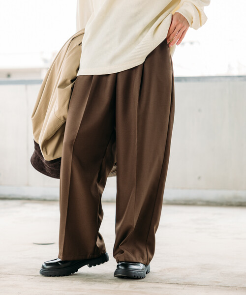 FREAK'S STORE(フリークスストア)の「限定展開 ワイドシルエット スタプレツイル イージースラックス/ワイドスラックス(スラックス・メンズ・ネイビー/ブラック/チャコールグレー/ブラウン・LARGE/SMALL/MEDIUM)」の3枚目の写真