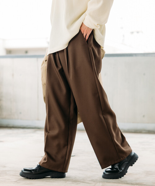 FREAK'S STORE(フリークスストア)の「限定展開 ワイドシルエット スタプレツイル イージースラックス/ワイドスラックス(スラックス・メンズ・ネイビー/ブラック/チャコールグレー/ブラウン・LARGE/SMALL/MEDIUM)」の5枚目の写真