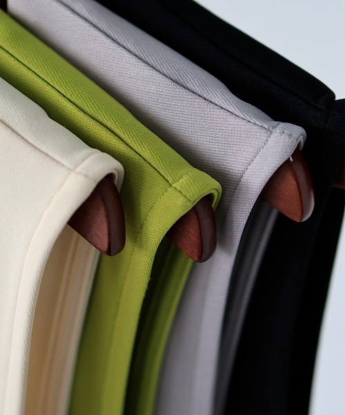 hellam（へラム）の「スキッパージャンパースカート（ジャンパースカート・レディース・グレー/ブラック/グリーン/アイボリー・FREE）」の6枚目の写真