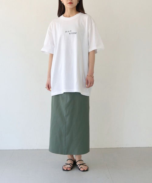 HER CLOSET（ハークローゼット）の「【shemoshelly】WEB限定DAYロゴTシャツ（Tシャツ/カットソー・レディース・ブラック/ホワイト・S/M/L）」の12枚目の写真