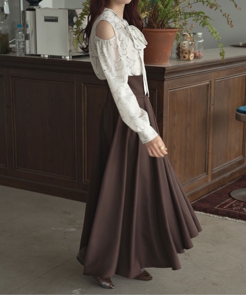 Ambre Ciel（アンブルシエル）の「２WAY肩開きリボンブラウス／【WEB/EC限定商品】（シャツ/ブラウス・レディース・ブラック/アイボリー/ベージュ・FREE）」の6枚目の写真