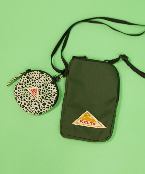 FREAK'S STORE（フリークスストア）の「【限定展開】KELTY×FREAK'S STORE/ケルティ　別注2セットショルダーポーチ（ショルダーバッグ・レディース・ベージュ/パープル/オレンジ/レオパード/ブラック/オリーブ・ONE SIZE）」の3枚目の写真