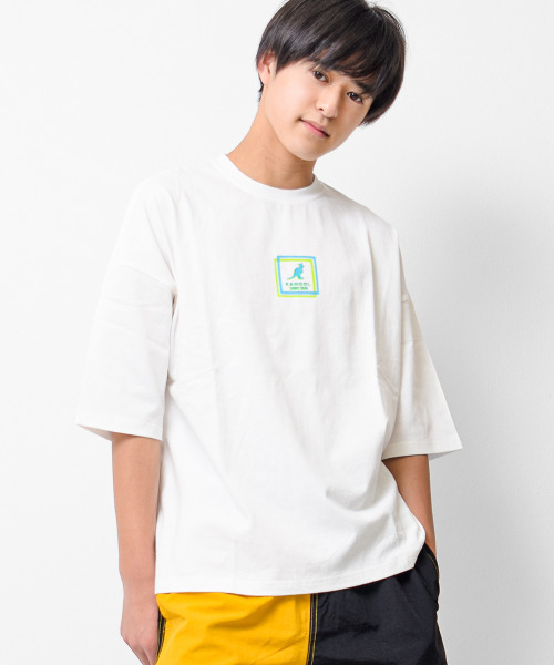KANGOL KIDS(カンゴールキッズ)の「KANGOL 別注蛍光シリコンプリントスーパービッグTシャツ(Tシャツ/カットソー・キッズ・ブラック/オフホワイト/ライトグレー・120/130/140/150)」の2枚目の写真