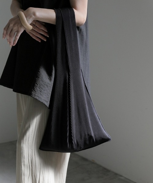 select MOCA（セレクトモカ）の「タックプリーツストライプハンドバッグ（ハンドバッグ・レディース・ベージュ系その他/ブラック・FREE）」の7枚目の写真