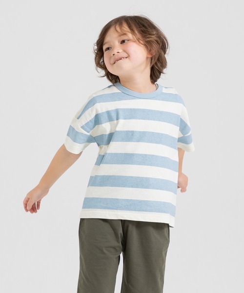 chil2（チルツー）の「コットン100％ ボーダーTシャツ（Tシャツ/カットソー・キッズ・ネイビー/オレンジ/ラベンダー/イエロー/グリーン/サックスブルー・80ｃｍ/90cm/100cm/110cm/120cm/130cm/140cm/150cm）」の3枚目の写真