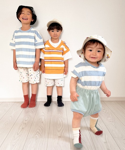 chil2（チルツー）の「コットン100％ ボーダーTシャツ（Tシャツ/カットソー・キッズ・ネイビー/オレンジ/ラベンダー/イエロー/グリーン/サックスブルー・80ｃｍ/90cm/100cm/110cm/120cm/130cm/140cm/150cm）」の7枚目の写真