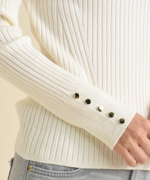 INTERPLANET（インタープラネット）の「変形編み袖口ボタンリブニット（ニット/セーター・レディース・オフホワイト/グレー/ブラック/イエロー/ブルー/ホワイト・FREE）」の19枚目の写真