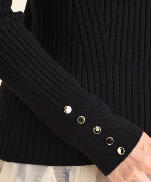 INTERPLANET（インタープラネット）の「変形編み袖口ボタンリブニット（ニット/セーター・レディース・オフホワイト/グレー/ブラック/イエロー/ブルー/ホワイト・FREE）」の22枚目の写真